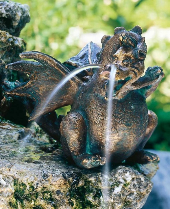 Bronzefigur Drache Missy 14 | Bronze Gartenfigur Wasserspeier von Rottenecker