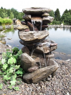 Jibey Wasserfall 100cm Polystone Brunnen Stein Optik  inkl. Pumpe und LED