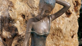 Mädchen Letizia 47cm Gartenfigur als Wasserspiel Bronze Wasserspeier Rottenecker