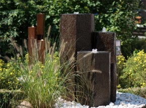 Wasserspiel SET Quellstein 3er Säulen 100cm Basalt Gartenbrunnen mit Quellschale