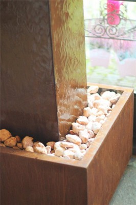 Cortenstahl Säule Cordon 130 Edelrost Springbrunnen