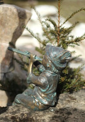 Wasserspeier Flötenspieler Antonio 40cm Wasserspiel Bronze Skulptur Rottenecker