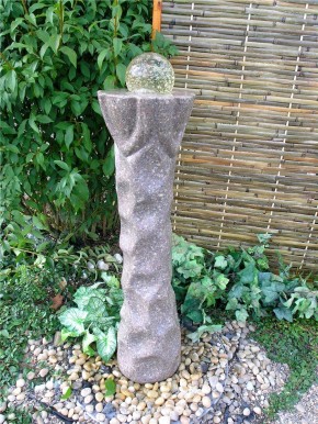 Wasserspiel SET Quellstein Säule Trandore 110cm Granit Gartenbrunnen inkl. Pumpe