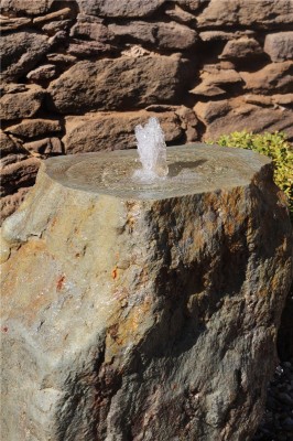 VERKAUFT! Wasserspiel SET Quellstein Porphyr 80 Gartenbrunnen Springbrunnen