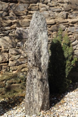 Quellstein Monolith Gneis 140cm Springbrunnen Gartenbrunnen Komplettset