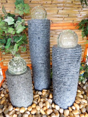 Wasserspiel SET 3er Säulen Ninda 80cm Granit Gartenbrunnen inkl. Pumpe Becken