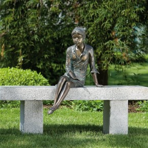 Bronzefigur Mädchen Berrit 48cm Gartenfigur Bronze Skulptur Rottenecker