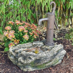 Wasserspiel Ligno mit Schwengelpumpe 57cm Polystone Brunnen Komplettsystem