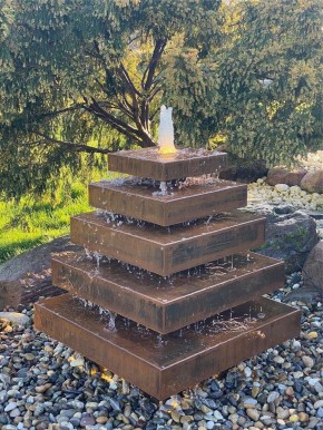 Cortenstahl Pyramide 85cm Edelrost Gartenbrunnen Springbrunnen Komplettset