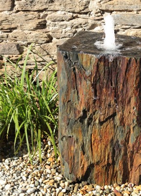 VERKAUFT! Quellstein Säule Schiefer 100cm mit Quellschale Gartenbrunnen Springbrunnen Komplettset