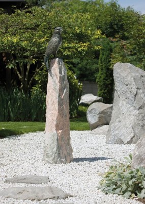 Adler Roter Milan auf Marmor Nordisch Rose 170 Gartenfigur Bronze Skulptur Rottenecker