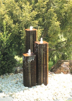 Cortenstahl Lamellen Säulen Trio 100/20 Edelrost Gartenbrunnen Springbrunnen Komplettset