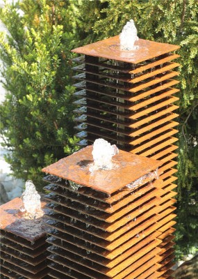 Cortenstahl Lamellen Säulen Trio 100/20 Edelrost Gartenbrunnen Springbrunnen Komplettset