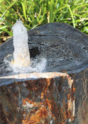 VERKAUFT! Quellstein Schiefer L66cm mit Quellschale Gartenbrunnen Springbrunnen Komplettset