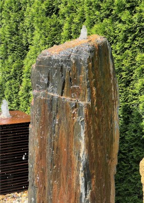 VERKAUFT! Quellstein Monolith Schiefer 140cm Gartenbrunnen Springbrunnen Komplettset