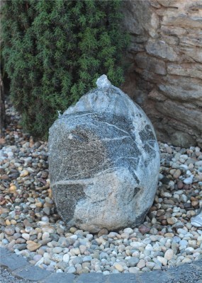VERKAUFT! Quellstein Granit 55cm Naturstein Gartenbrunnen Springbrunnen Komplettset