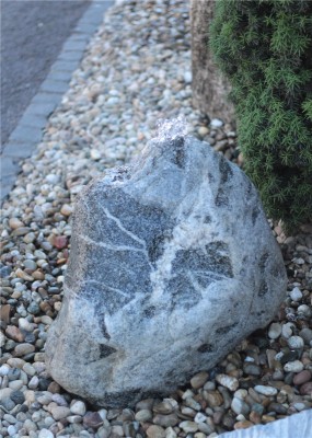 VERKAUFT! Quellstein Granit 55cm Naturstein Gartenbrunnen Springbrunnen Komplettset