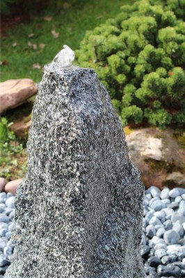 Quellstein Granit 109cm Naturstein Brunnen Komplettset Gartenbrunnen Springbrunnen