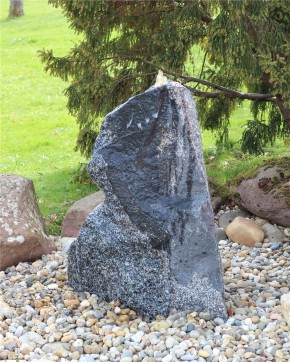 VERKAUFT! Quellstein Granit 95cm Naturstein Brunnen Komplettset Gartenbrunnen Springbrunnen
