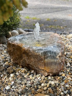 Quellstein Marmor L75cm mit Quellschale und Fontäne Gartenbrunnen Springbrunnen