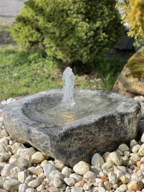 Quellstein Marmor L75cm mit Quellschale und Fontäne Gartenbrunnen Springbrunnen