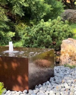 Cortenstahl Quader 100/45cm mit Quellschale Edelrost Gartenbrunnen Springbrunnen