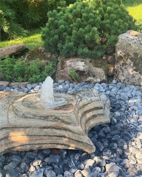 Quellstein Amazonas flach L135cm mit Quellschale und Fontäne Gartenbrunnen Springbrunnen