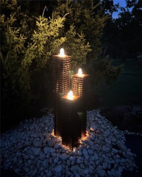 Cortenstahl Lamellen Säulen Trio 100/15 Edelrost Gartenbrunnen Springbrunnen