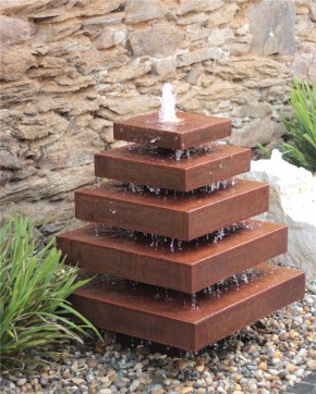 Cortenstahl Pyramide 85cm Edelrost Gartenbrunnen Springbrunnen Komplettset